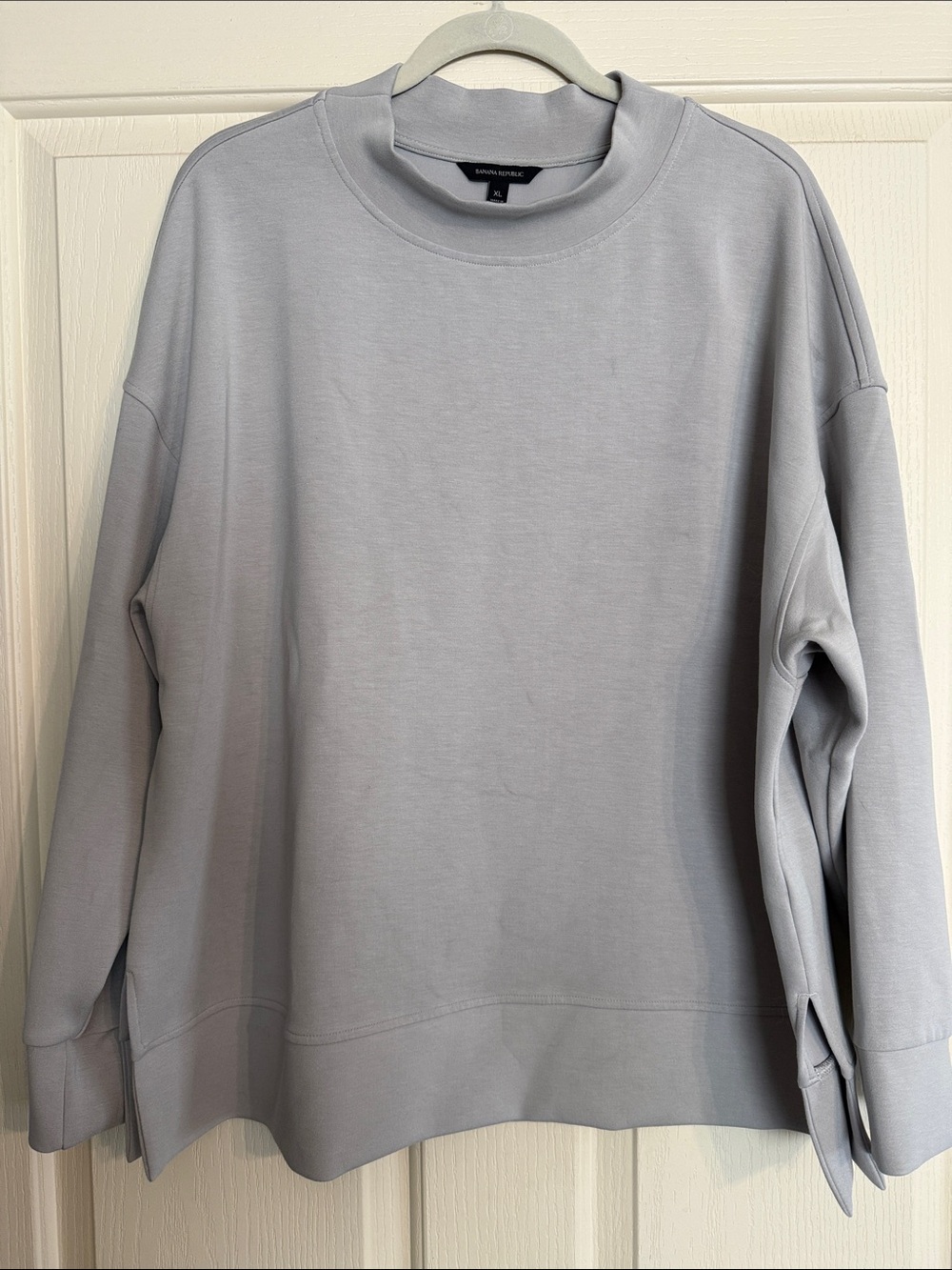 Banana Republic Light Gray Oversized Crewneck Sweatshirt